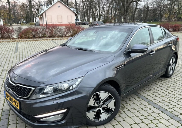 Kia Optima cena 42700 przebieg: 218000, rok produkcji 2013 z Miłomłyn małe 596